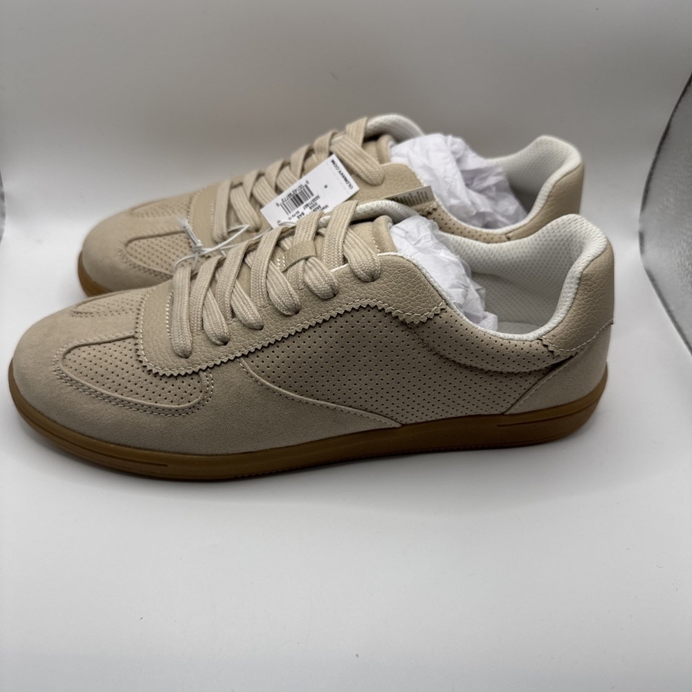 Old Navy Tan Size 8 Women's Tennis Shoes #1016